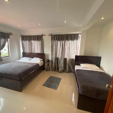 Black Pearl Puerto Villamil Exterior photo